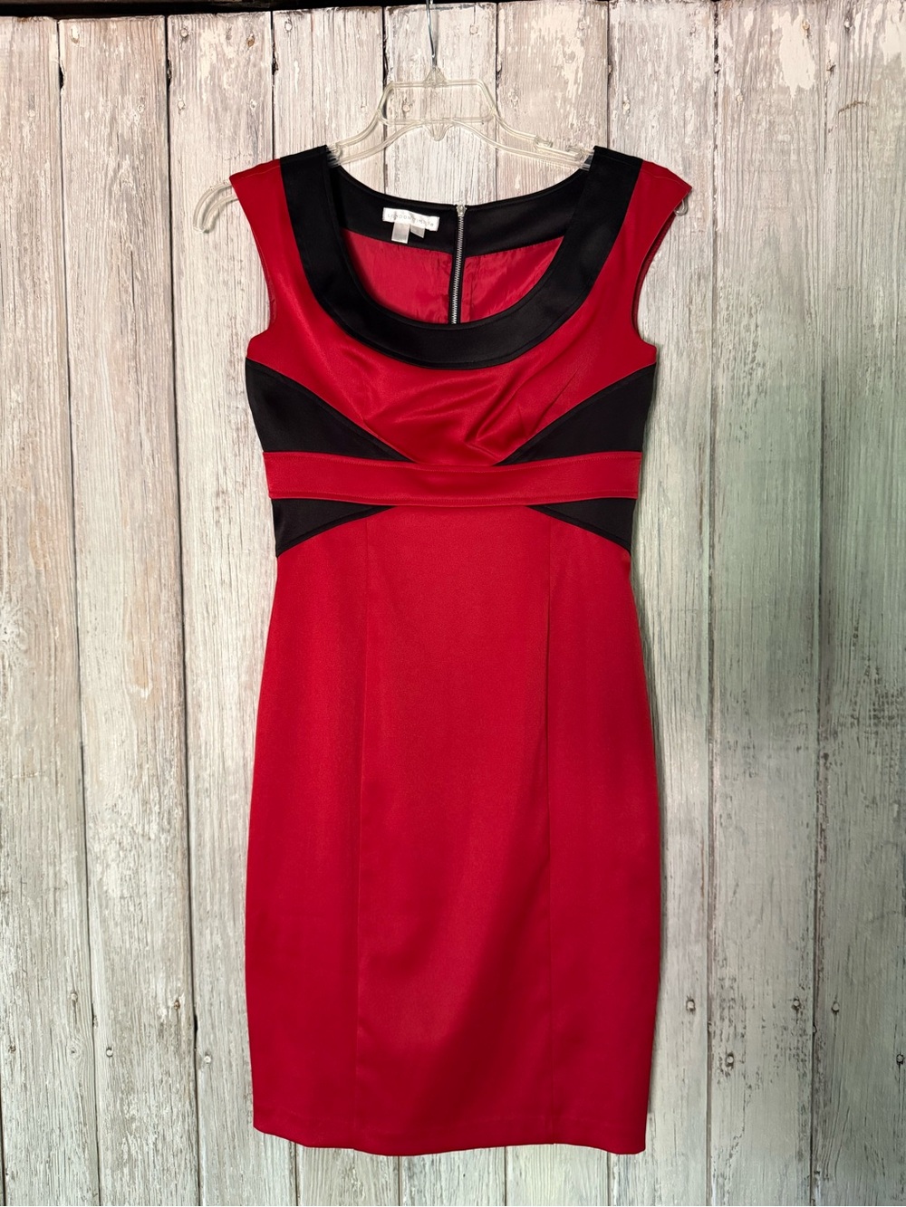 London Times Red Sheath Dress with Black Contrast